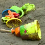 Kan sandkassesand blive for gammelt til at bruge?